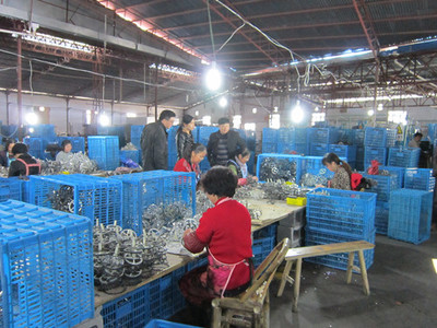 器材加工 从工业制造到精密艺术的演进